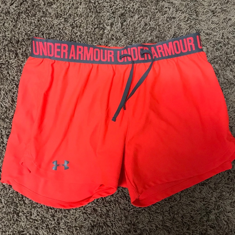Under Armour Highlighter orange small shorts